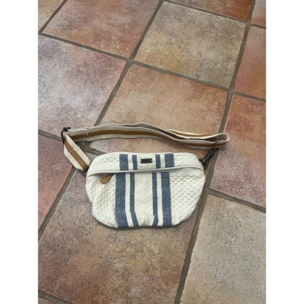 Roxy belt bag